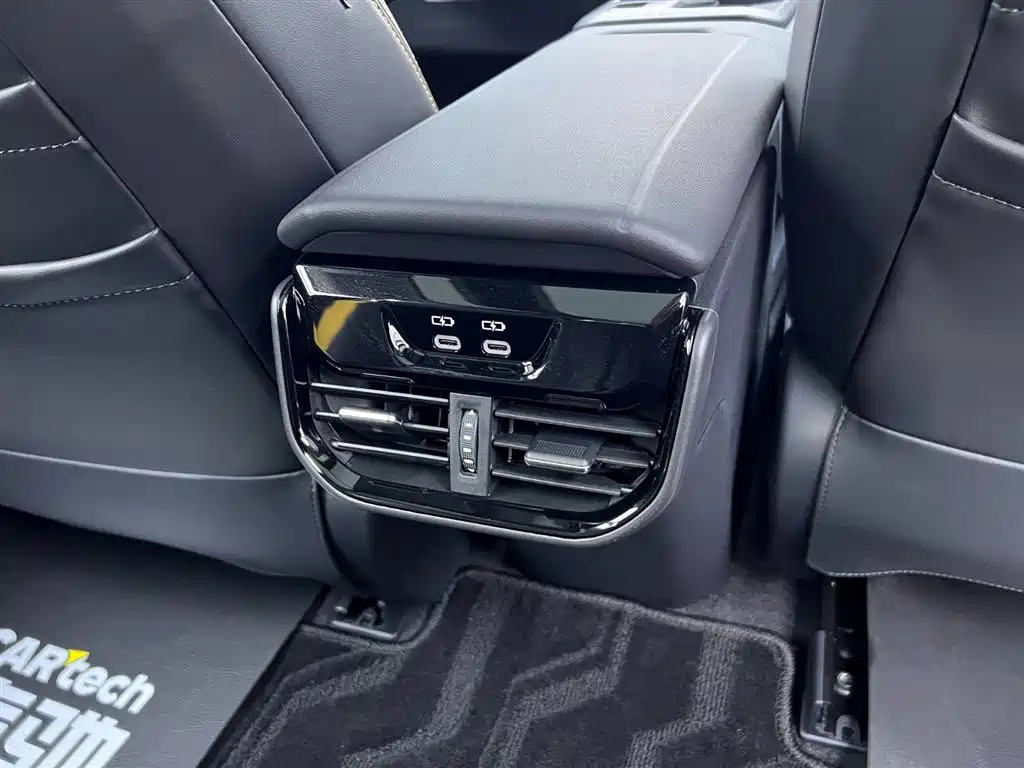 Toyota bZ5 2025 550 JOY фото 25