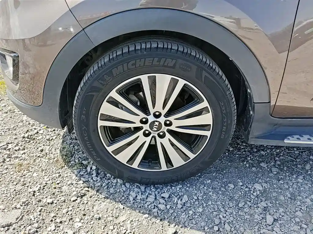 Kia Sportage 2016 2.0L Automatic 2WD DLX фото 23