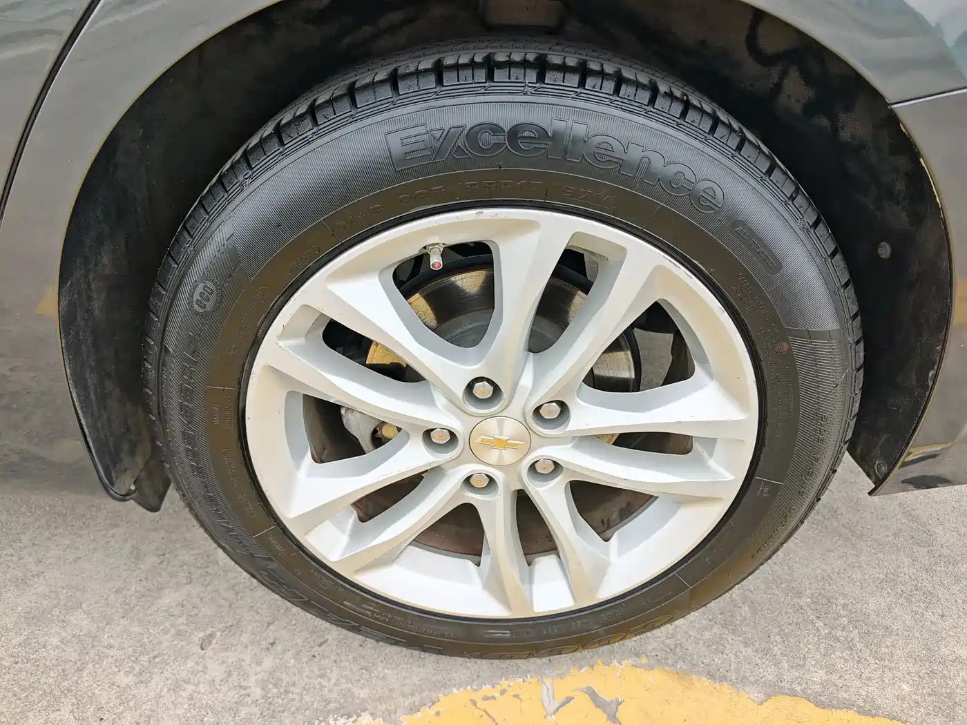 Chevrolet Malibu XL 2017 1.5T Auto Sport Edition фото 8