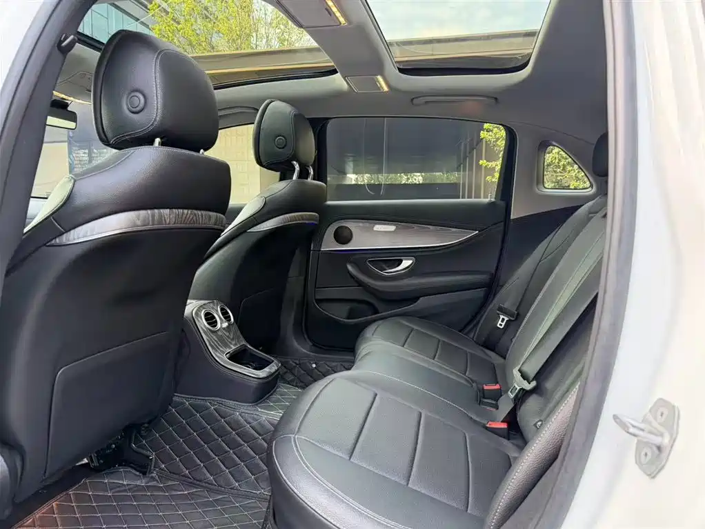 Mercedes-Benz E-Class 2021 Facelift E 300 L Sport Fashion фото 16