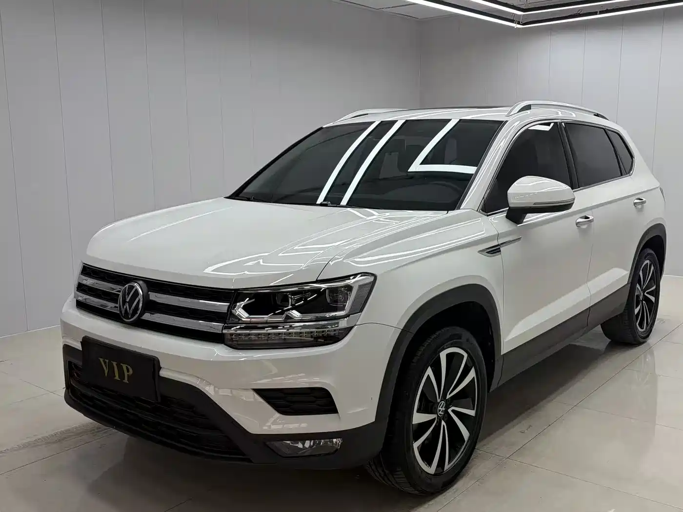 Volkswagen Tharu 2021 280TSI 2WD Luxury Plus фото 2