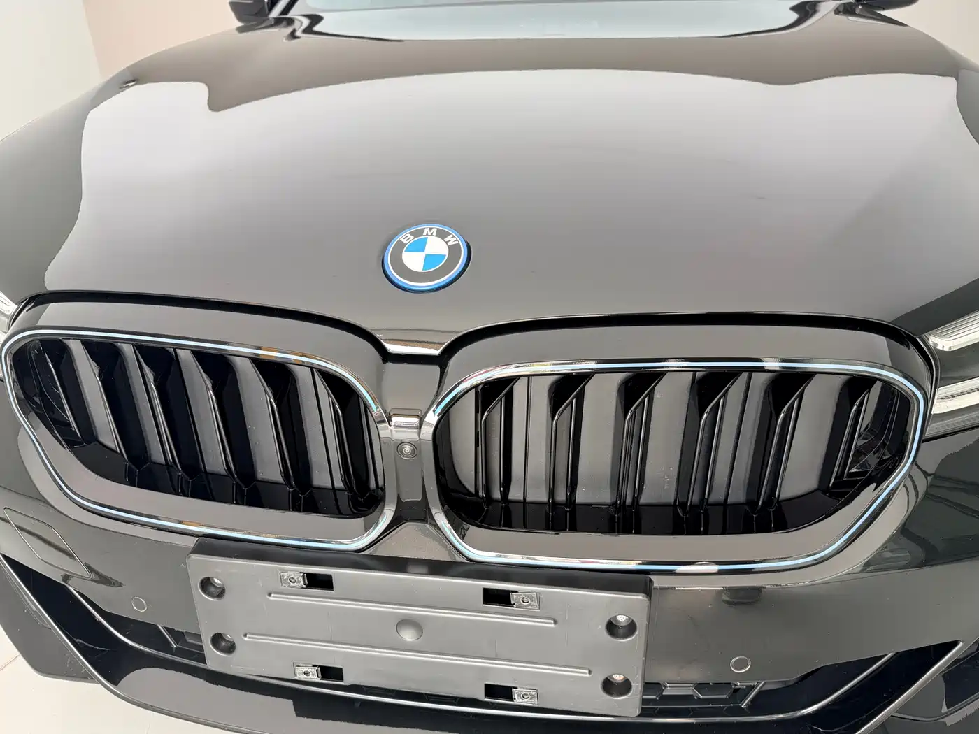 BMW 5 SERIES NEW ENERGY