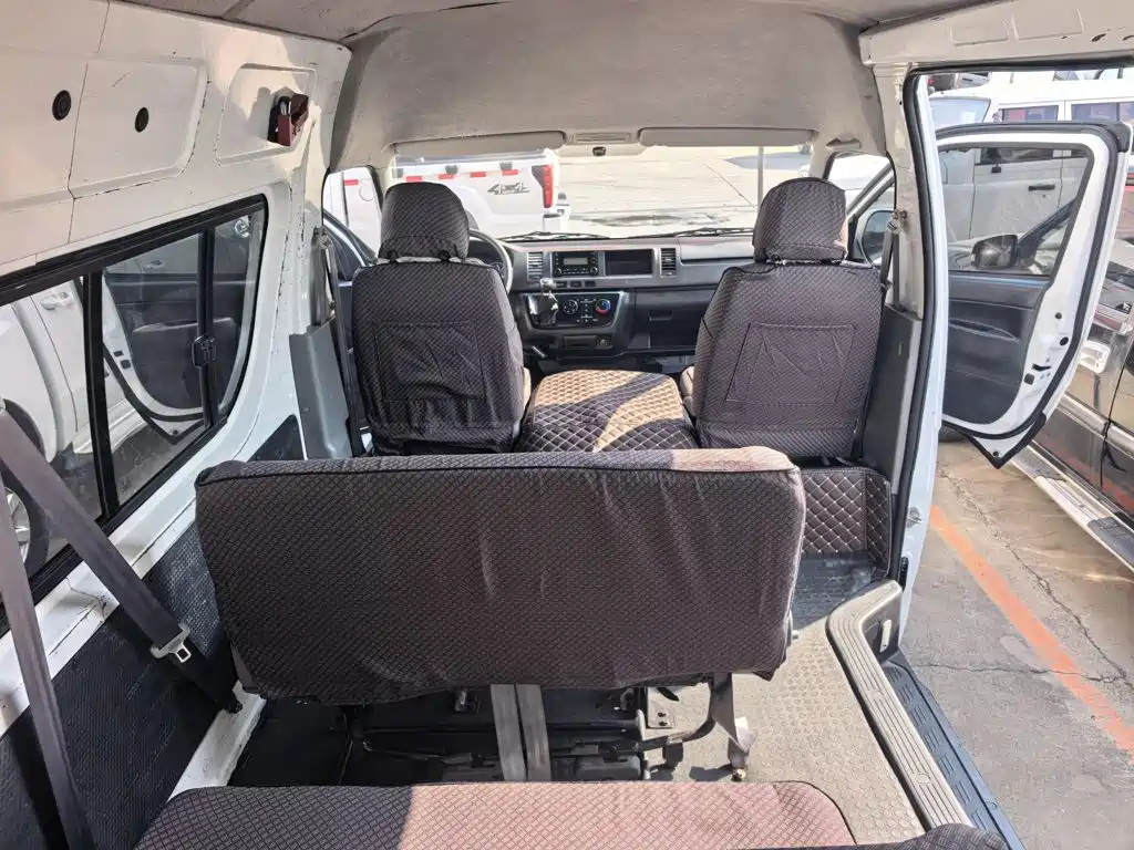 Jinbei Grand Hiace 2016 2016 2.4L Granse W Standard