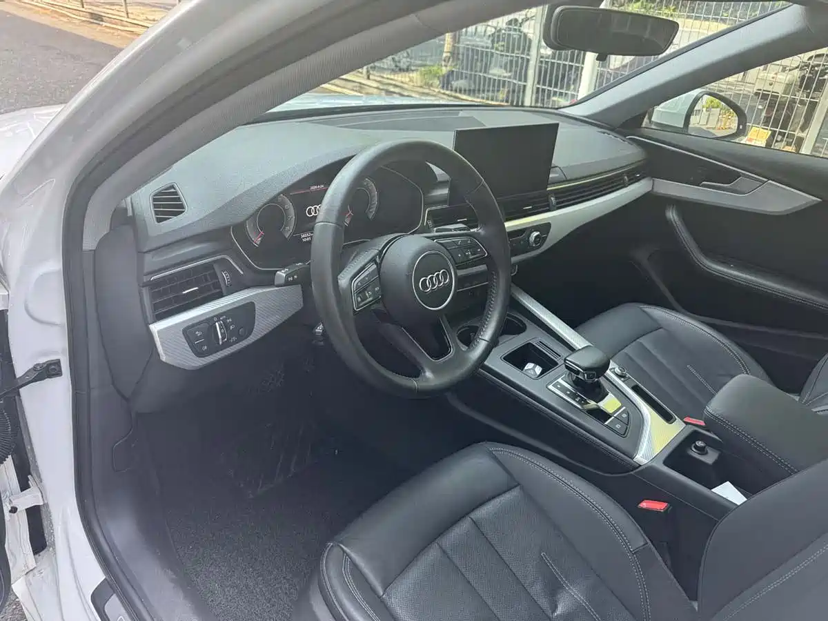 Audi A4L 2020 40 TFSI Fashion Elegance фото 11