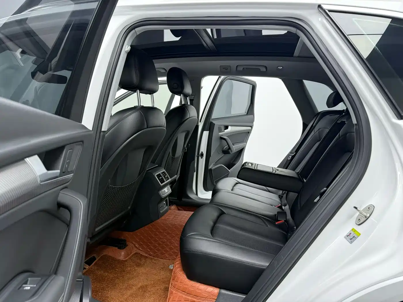 Audi Q5L 2020 45 TFSI Exclusive Fashion фото 2