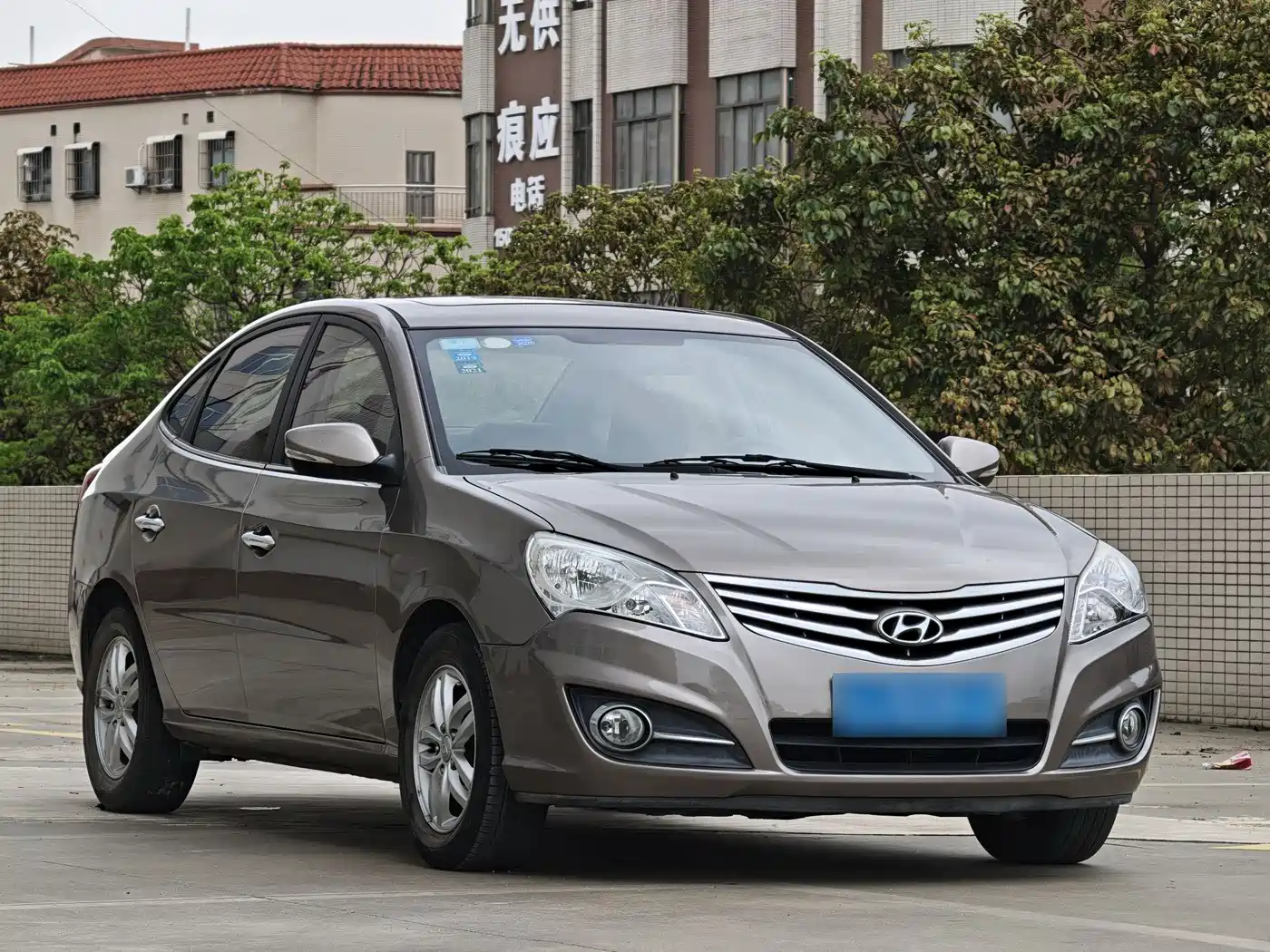 Hyundai Elantra 2015 1.6L Manual Comfort фото 3