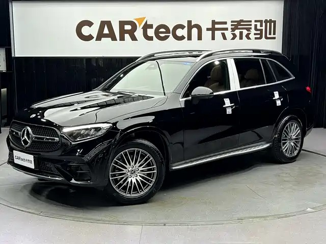 MERCEDES-BENZ GLC
