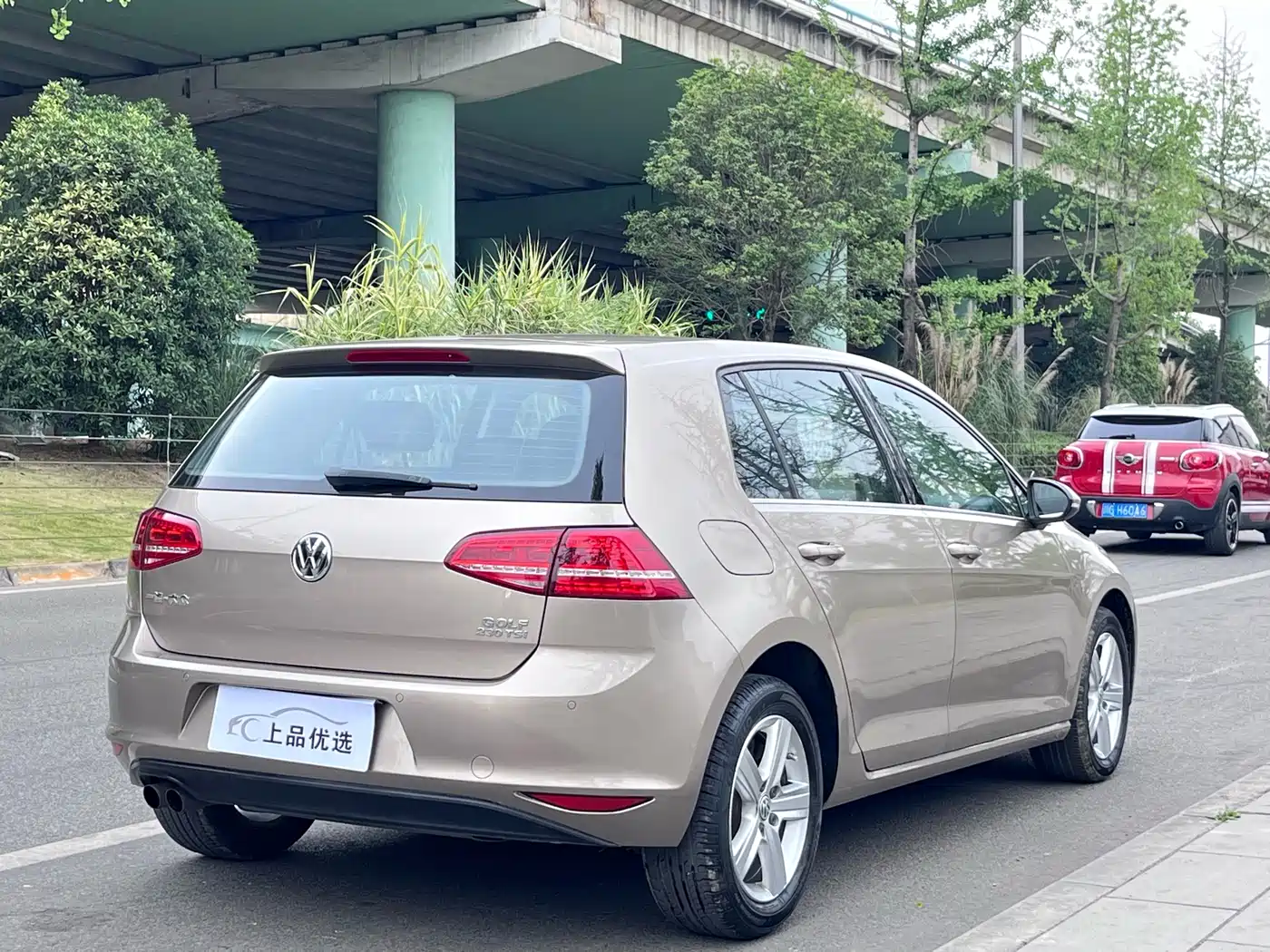 Volkswagen Golf 2016 230TSI Manual Comfort фото 19