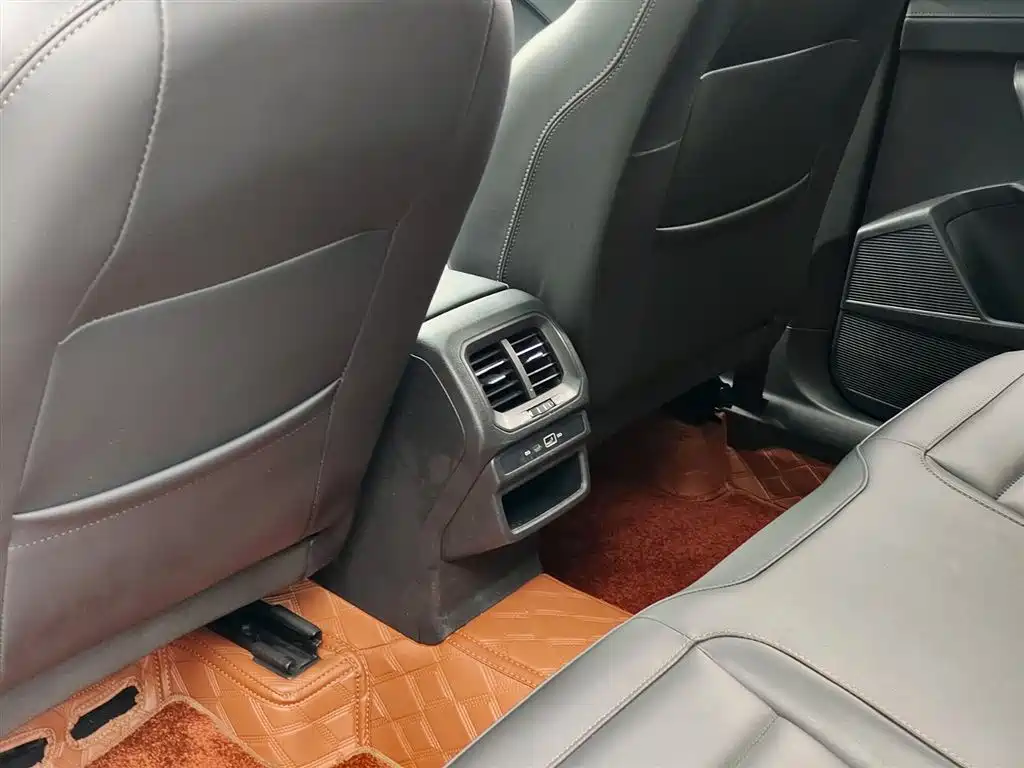Volkswagen Tharu 2021 280TSI 2WD Luxury Plus фото 9
