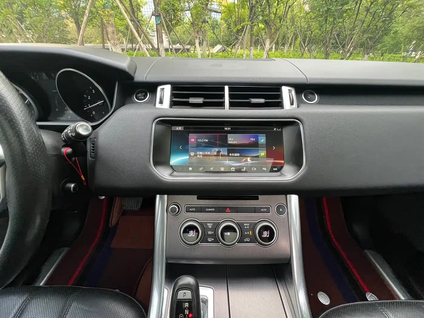 Land Rover Range Rover Sport 2017 3.0 SC V6 HSE фото 14