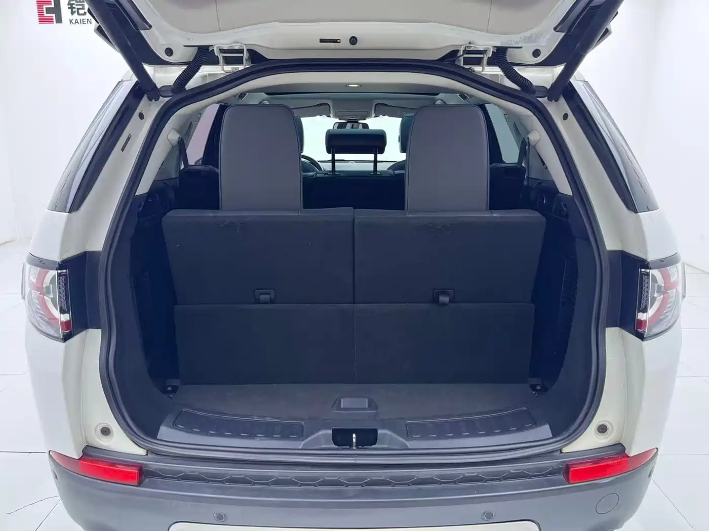 Photo 21 - Land Rover Discovery Sport