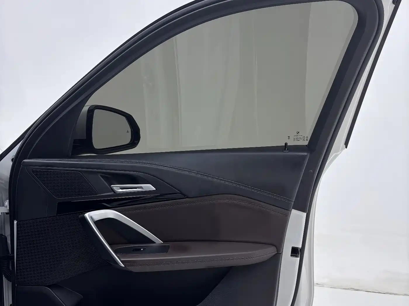 BMW X1 2023 sDrive20Li X Design Package фото 30