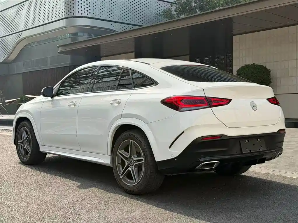 Mercedes-Benz GLE Coupe 2020 GLE 450 4MATIC Coupe SUV Fashion фото 11