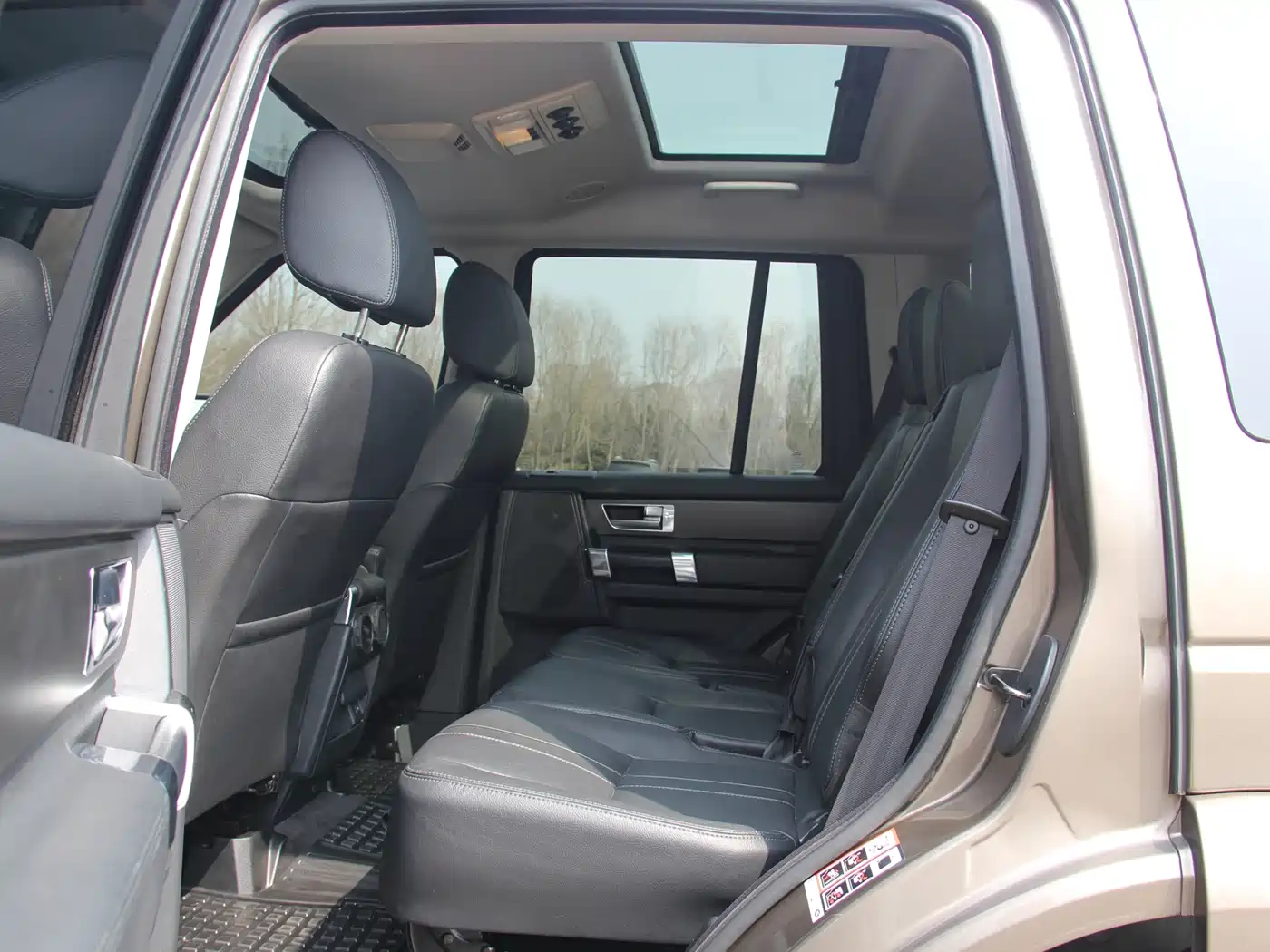 Land Rover Discovery 2013 3.0 SDV6 HSE Diesel фото 14