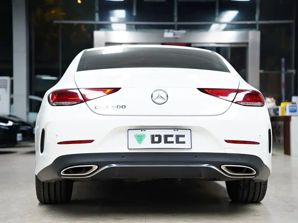 MERCEDES-BENZ CLS