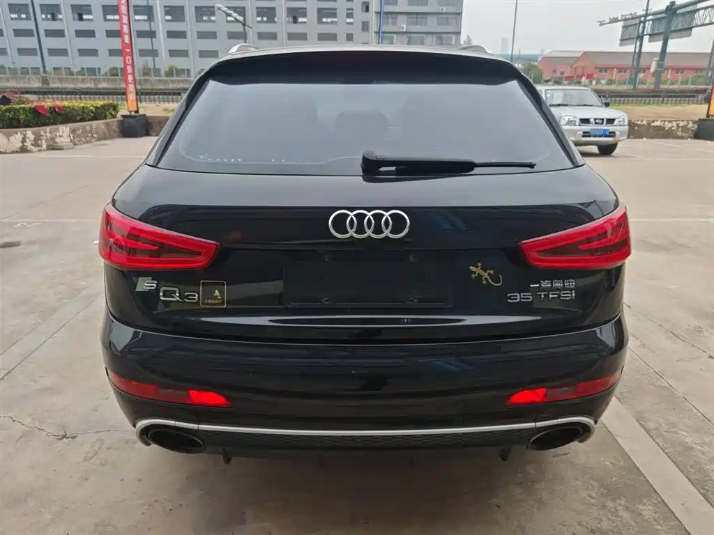 Audi Q3 2015 35 TFSI Comfort фото 4