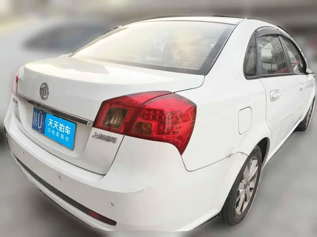 Фото 2 - Buick Excelle