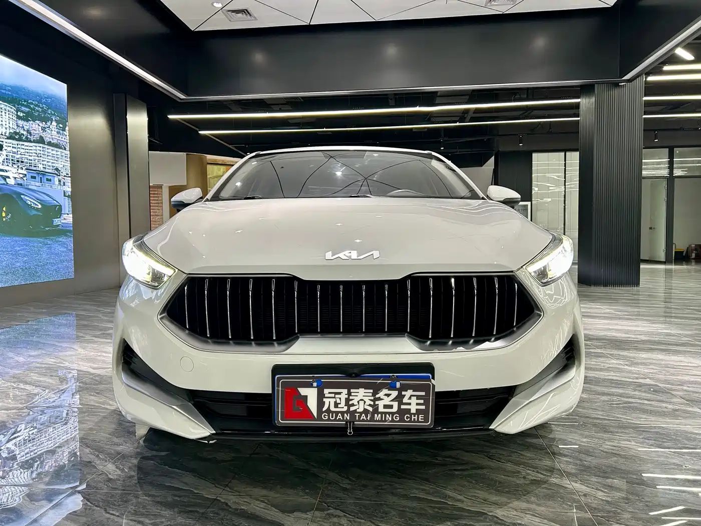 Kia K3 2021 Facelift 1.5L CVT Fashion Edition фото 2