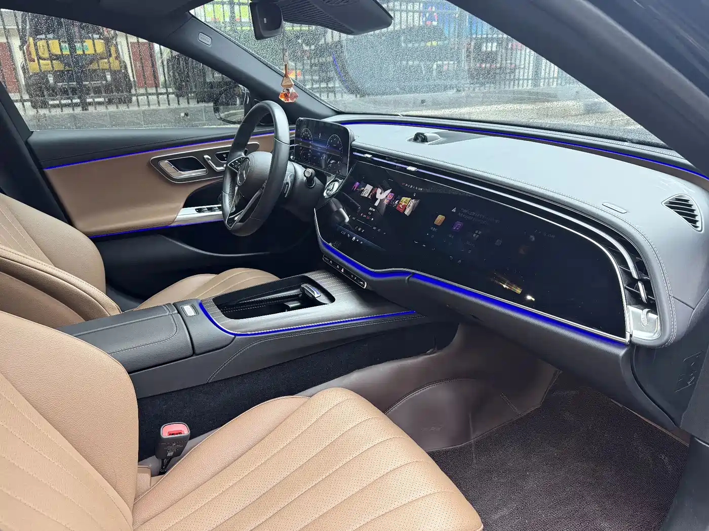 Mercedes-Benz E-Class 2024 Model E 300 L Luxury фото 10