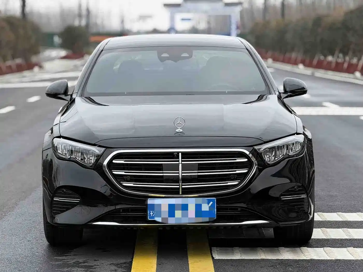 Mercedes-Benz E-Class 2024 Model E 300 L Luxury фото 2