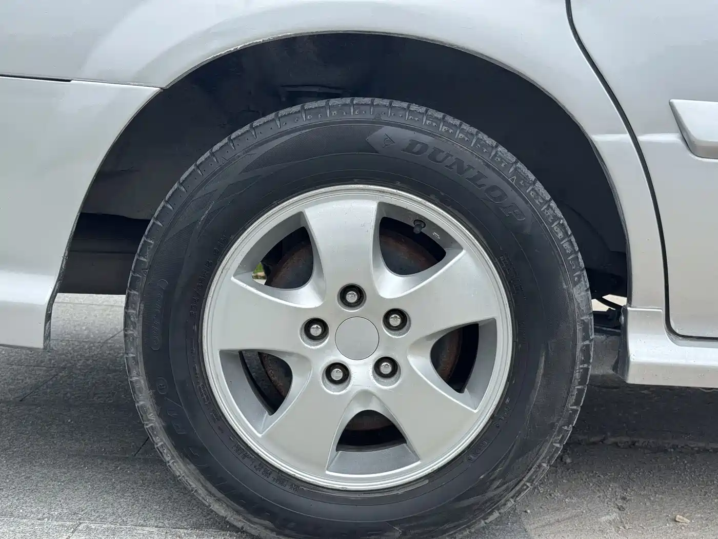 Dongfeng Yuxuan 2010 2009 2.0L Manual Luxury