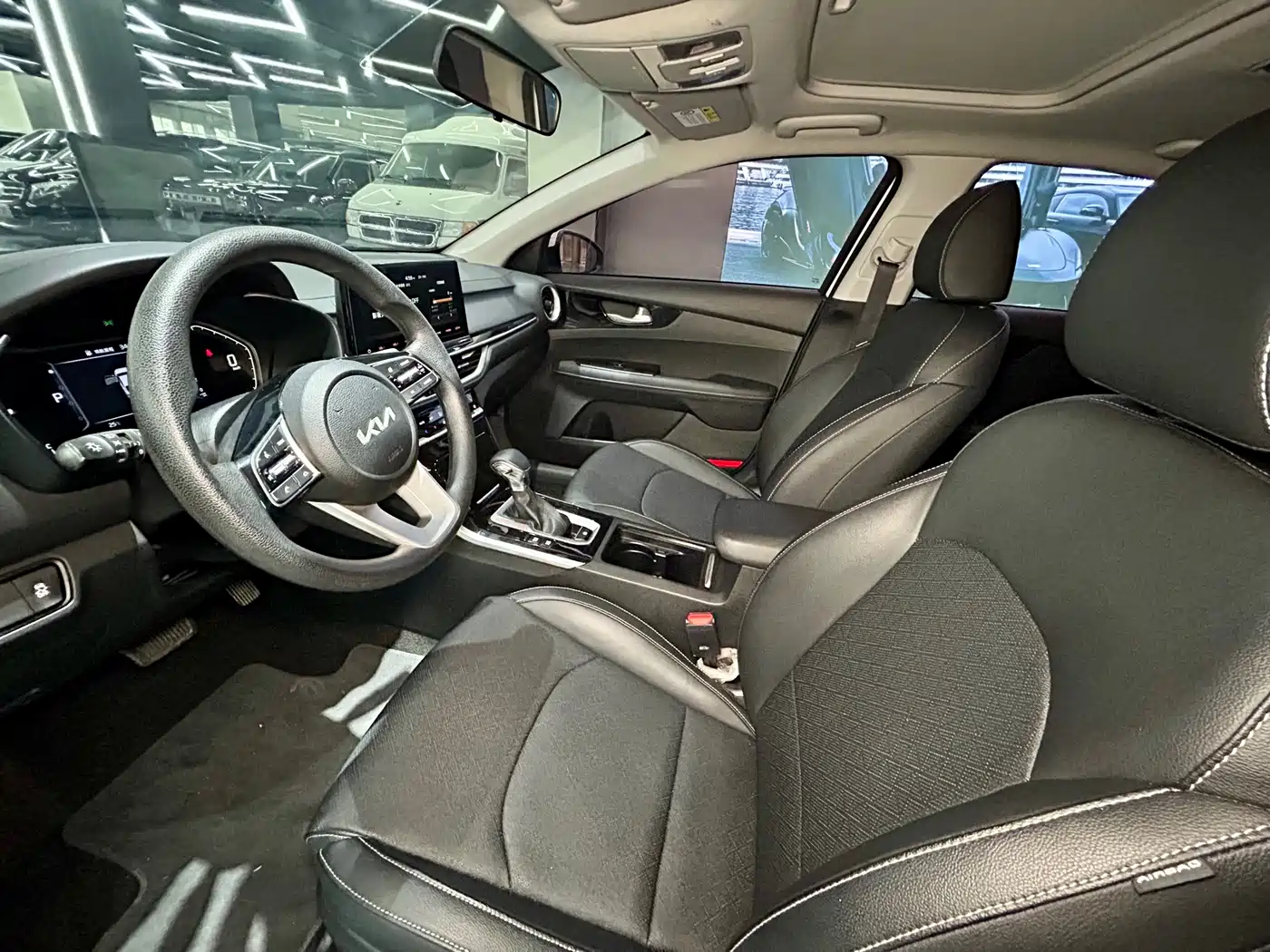 Kia K3 2021 Facelift 1.5L CVT Fashion Edition фото 9
