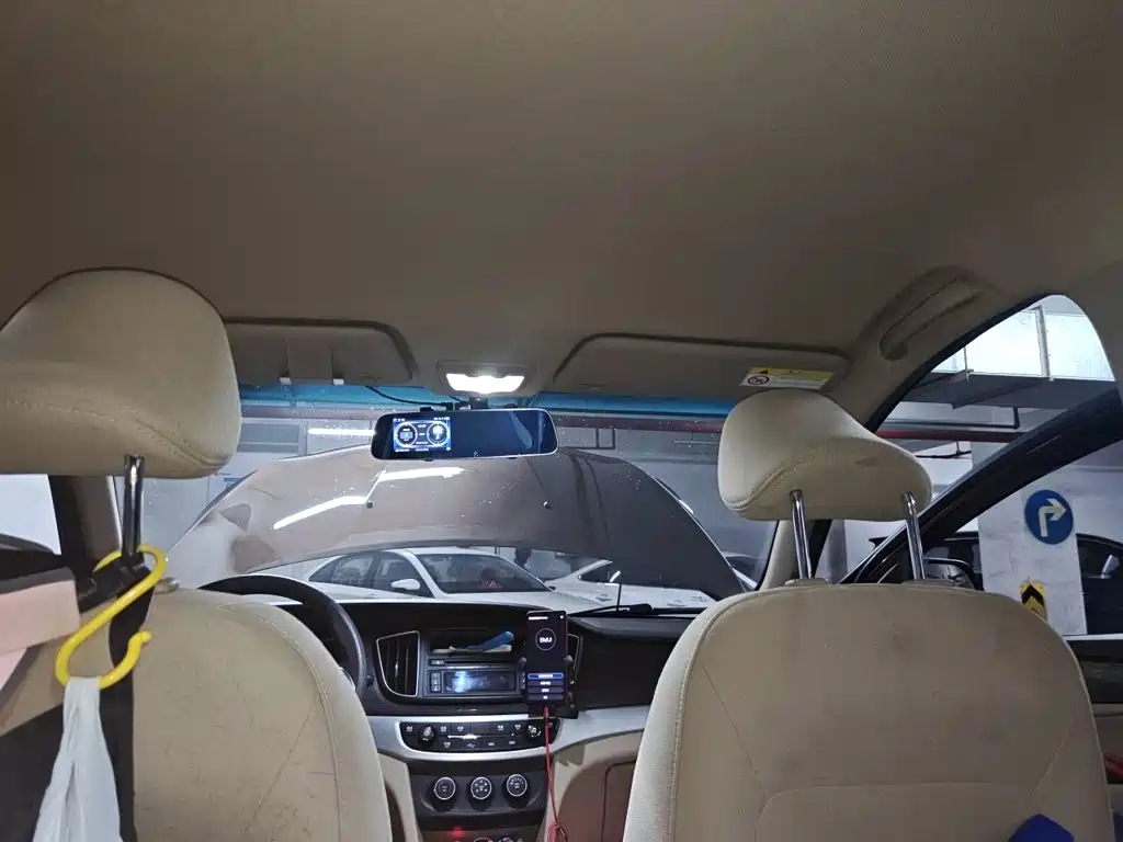 Photo 19 - Baojun 730