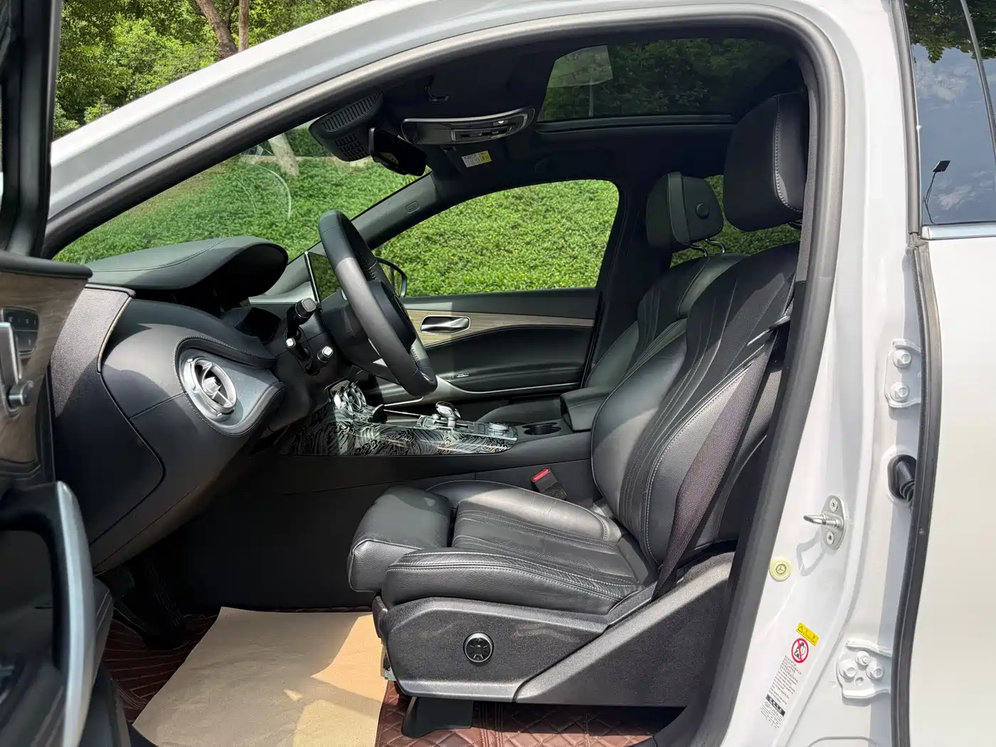 Denza X 2020 Model PHEV Flagship Edition фото 11