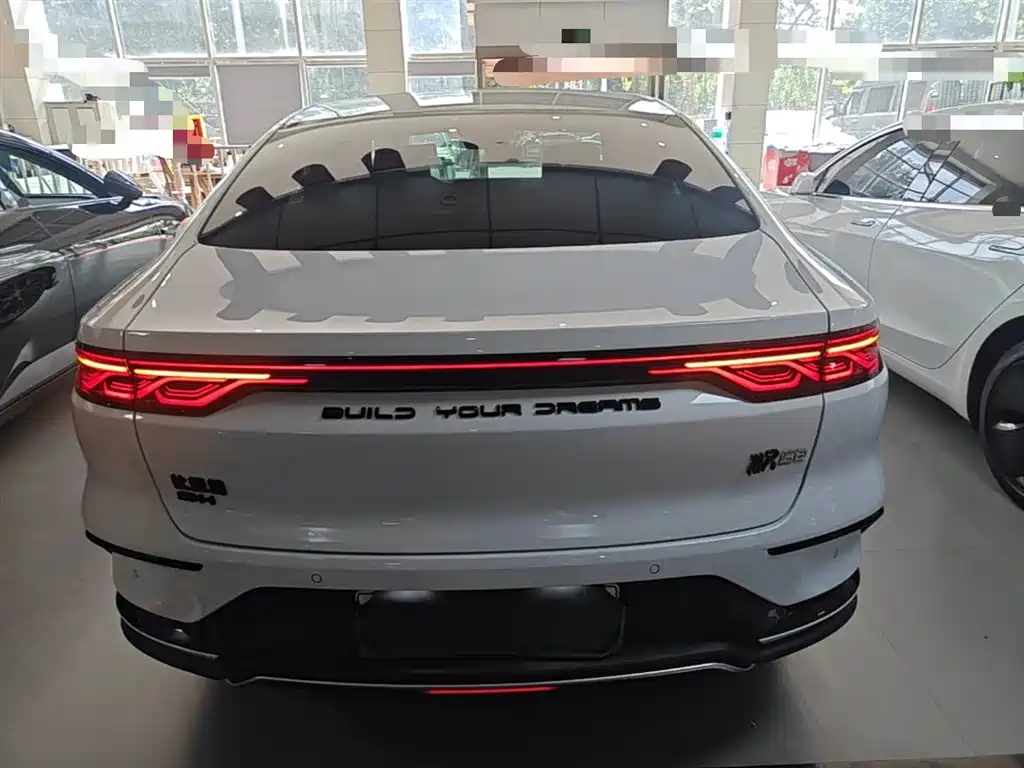 BYD Han 2023 DM-i Champion Edition 121KM Prestige фото 6