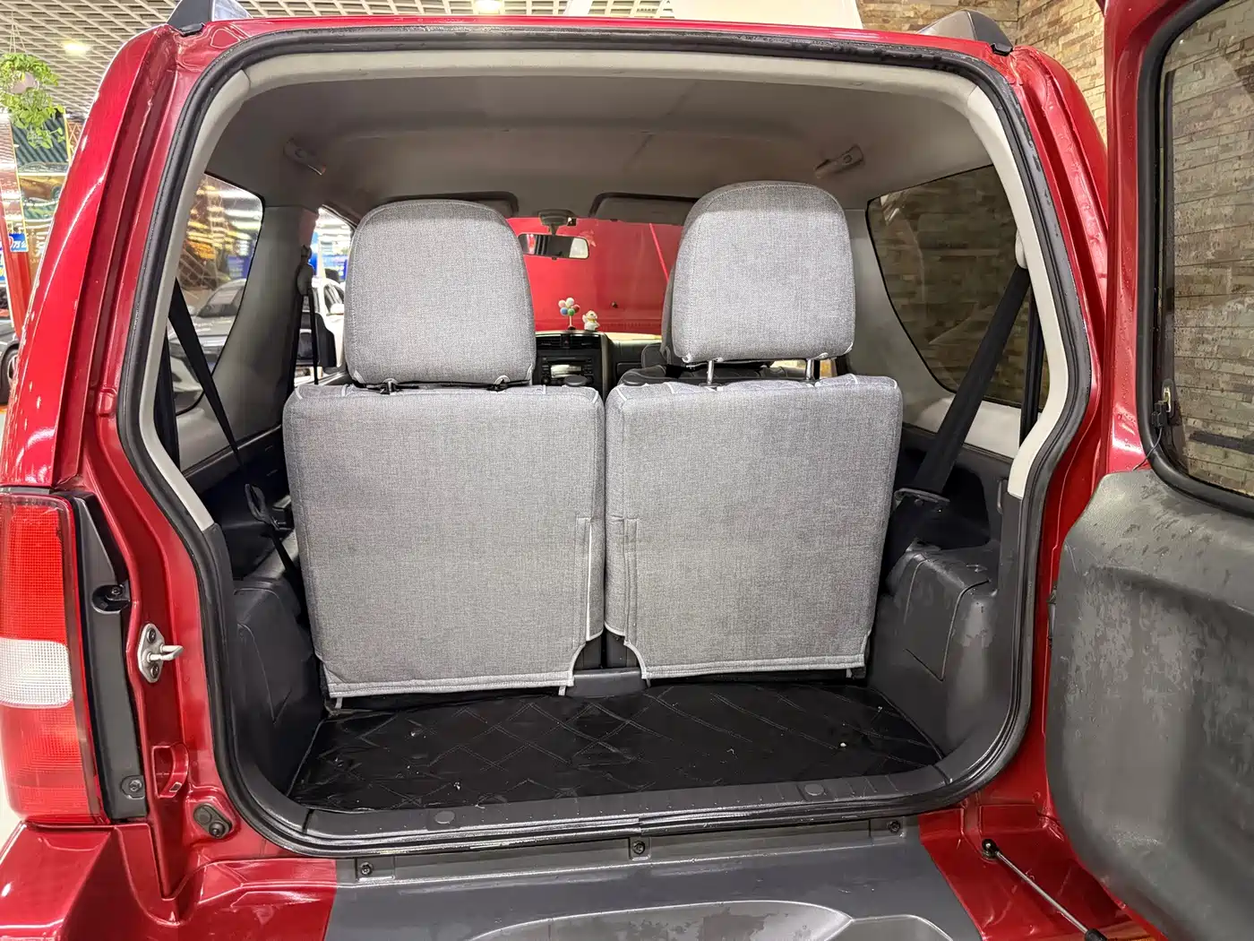 Suzuki Jimny (Import) 2010 2011 1.3 AT Navigation Edition