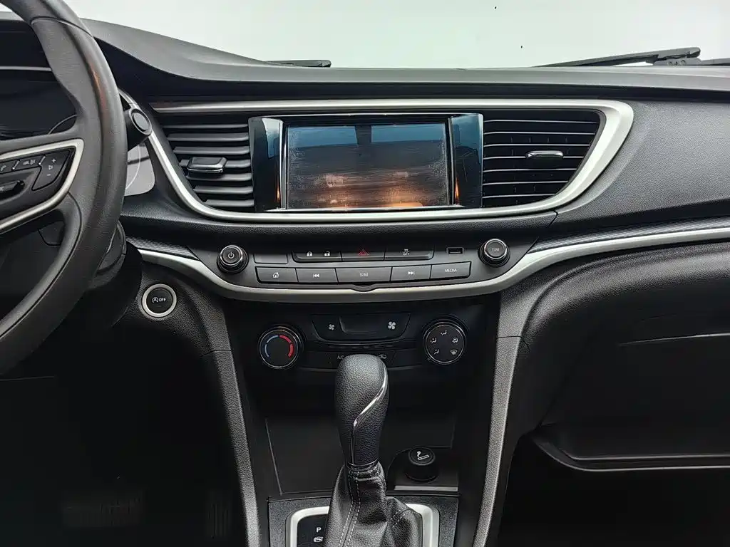 Фото 12 - Buick Excelle