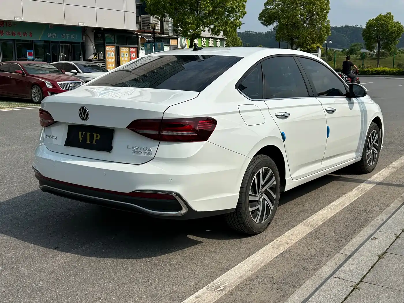 Volkswagen Lavida 2023 280TSI DSG Comfort Edition фото 9