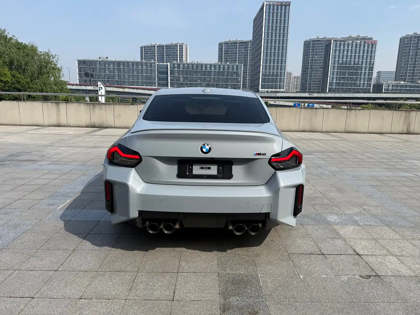 BMW M2 2024 M2 фото 21