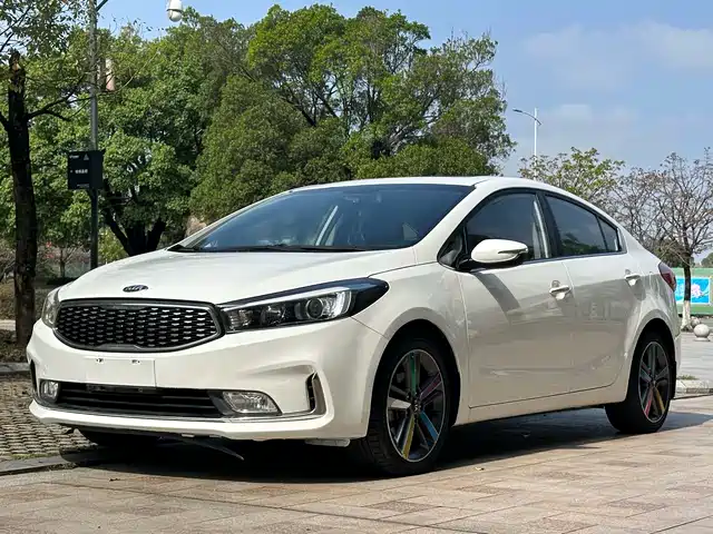 KIA K3