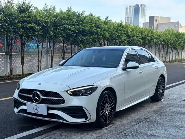 Mercedes-Benz C-Class 2022 Facelift C 260 L Sport — фото 1