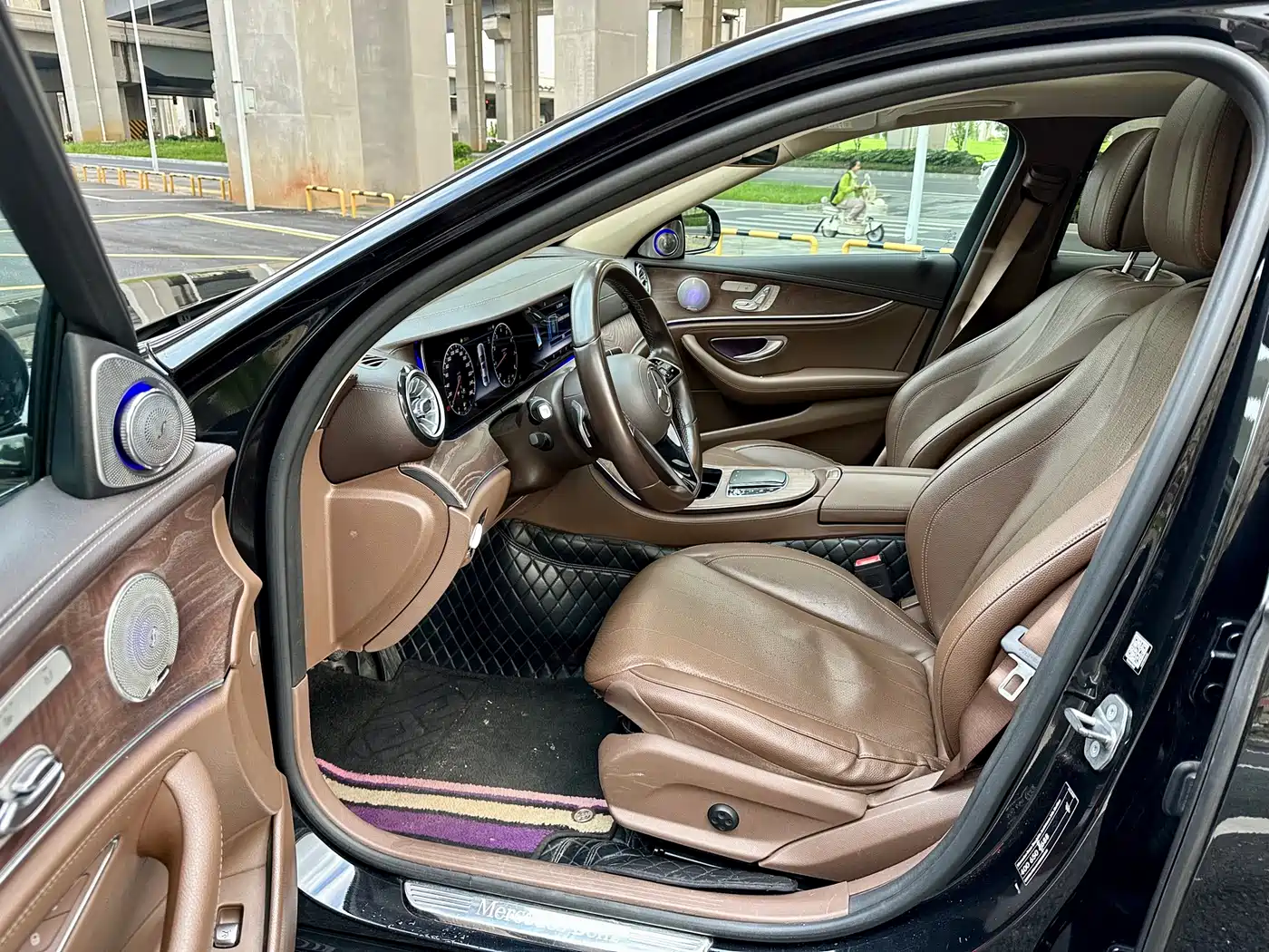 Mercedes-Benz E-Class 2019 E 300 L Sport Luxury фото 5