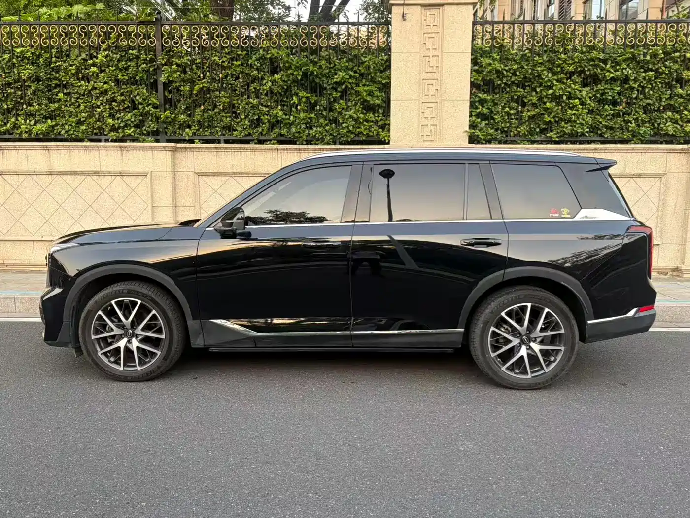 GAC Trumpchi Trumpchi GS8 2022 Pilot Series 2.0TGDI 2WD Luxury Smart Connect Edition (7-Seater) фото 4