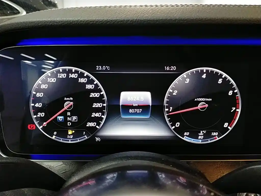 Mercedes-Benz E-Class 2019 E 200 L Sport фото 12