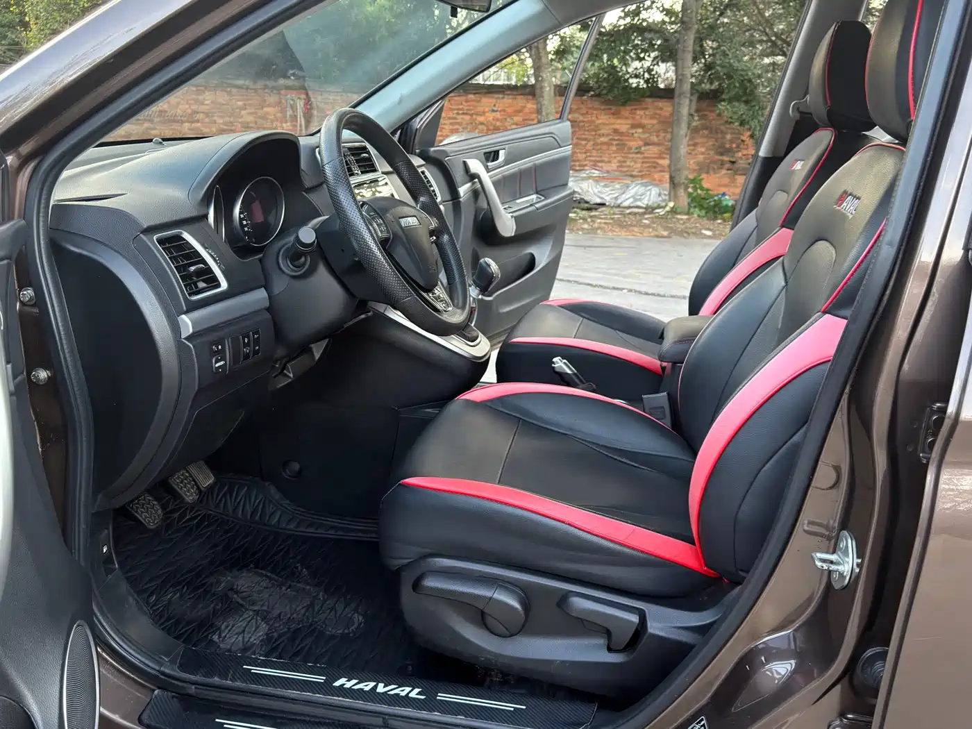 Haval M6 2021 PLUS 1.5T Manual Elite Smart Connect фото 4