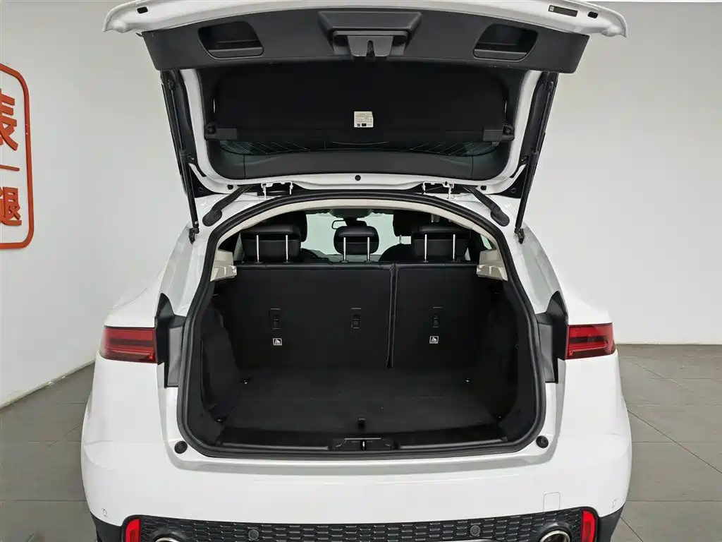 Jaguar E-PACE 2018 P200 China VI фото 16