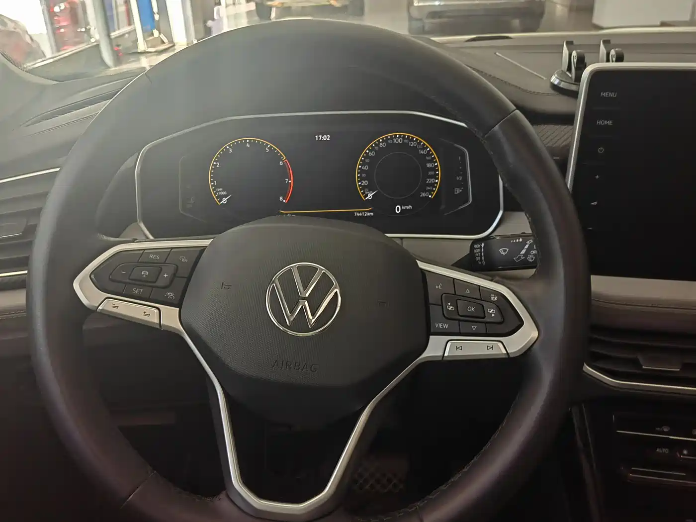 Volkswagen Tayron 2023 300TSI 2WD Luxury Plus Advanced Edition фото 10