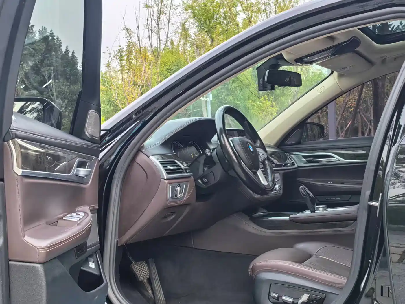BMW 7 Series 2018 730Li Premium Type Excellence Package фото 13