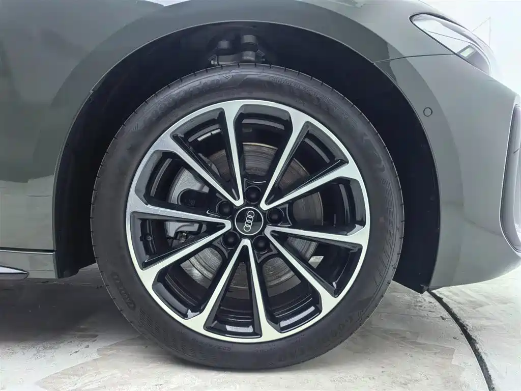 Audi A5L 2026 2.0T Sport Edition фото 25