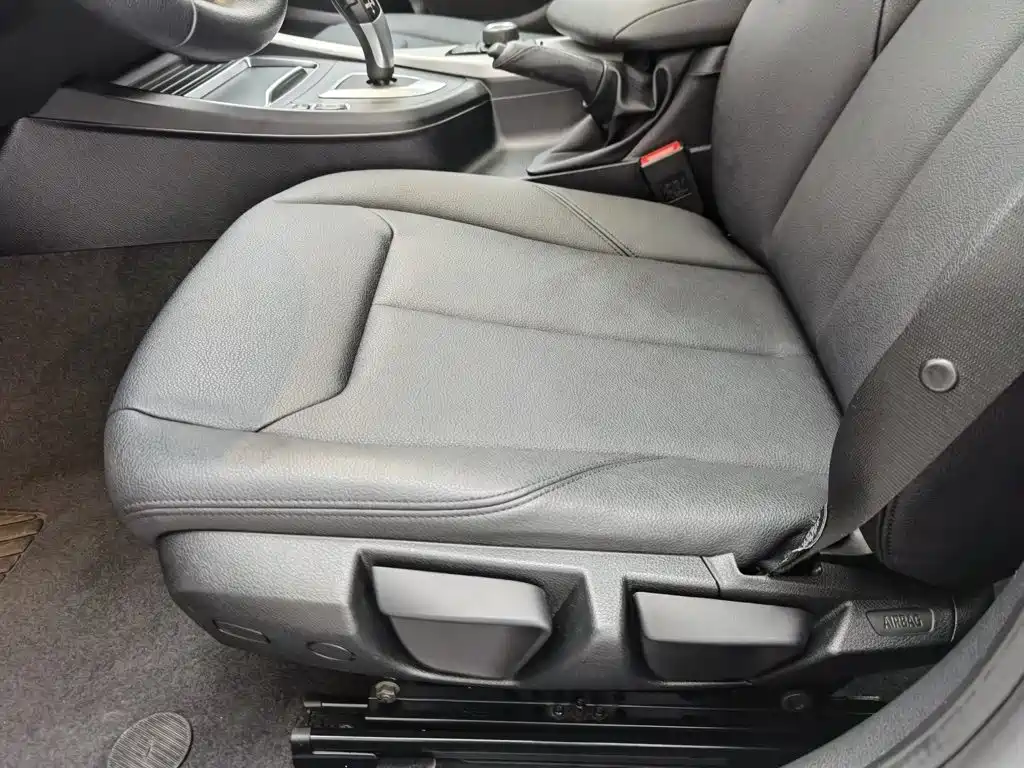 BMW 1 Series (Import) 2019 2018 118i Leading
