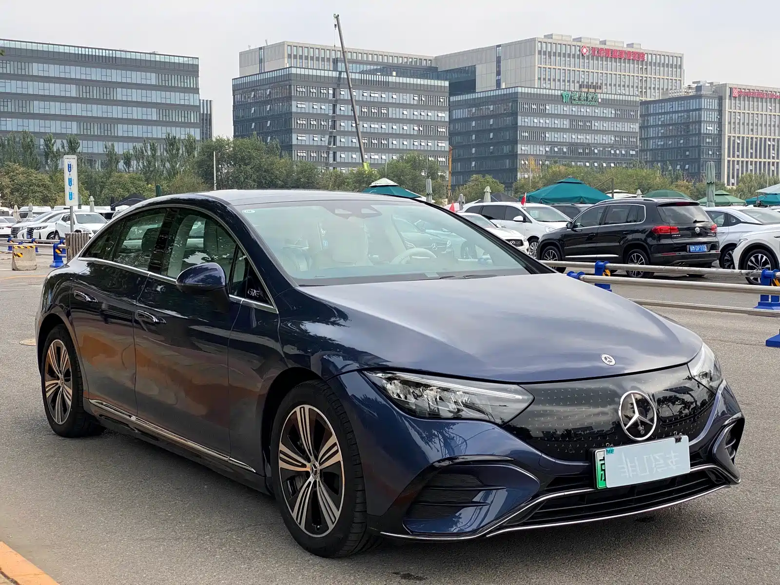 Фото 5 - Mercedes-Benz EQE