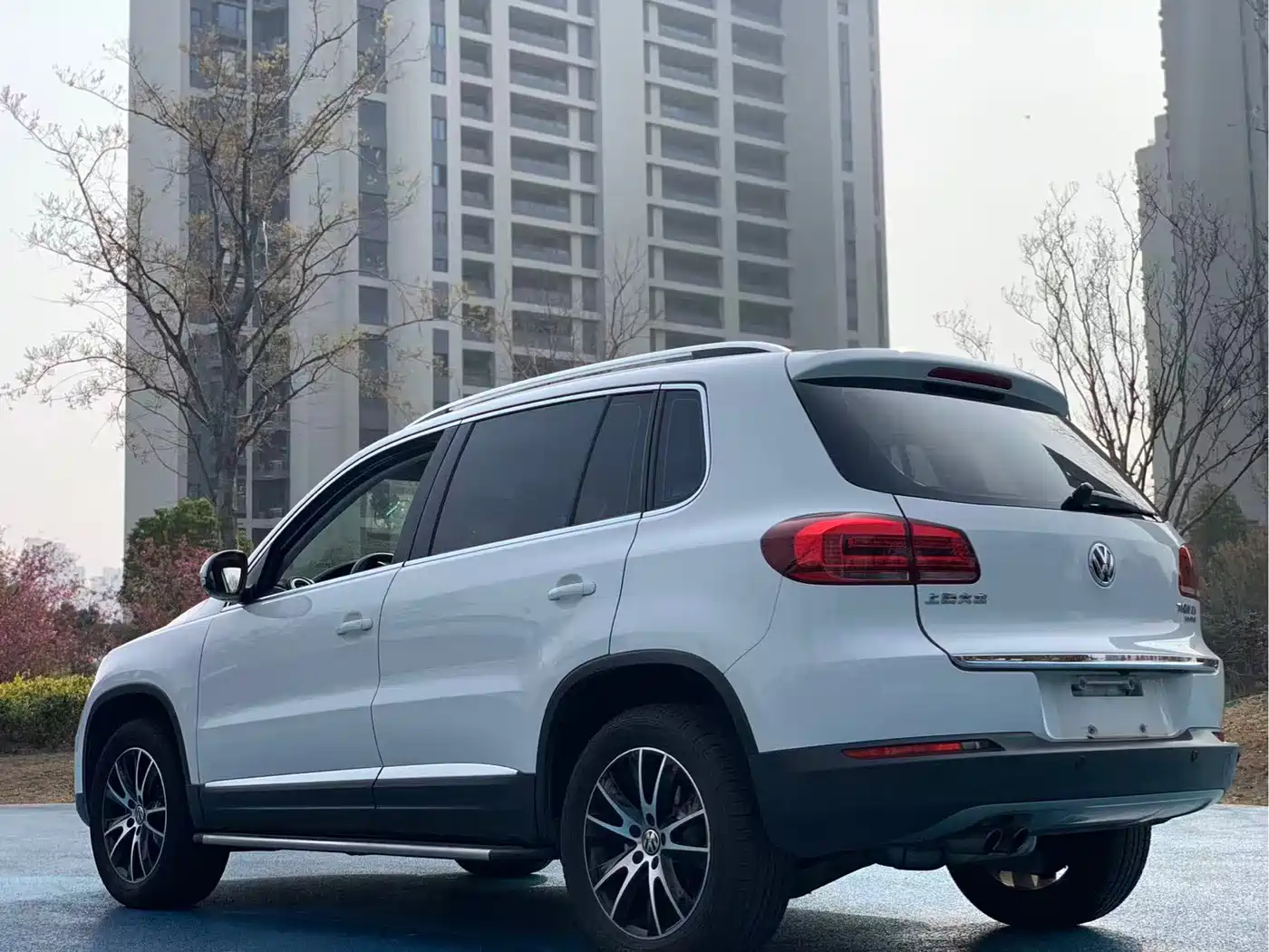 Volkswagen Tiguan 2015 1.8TSI Automatic 2WD Highline фото 7