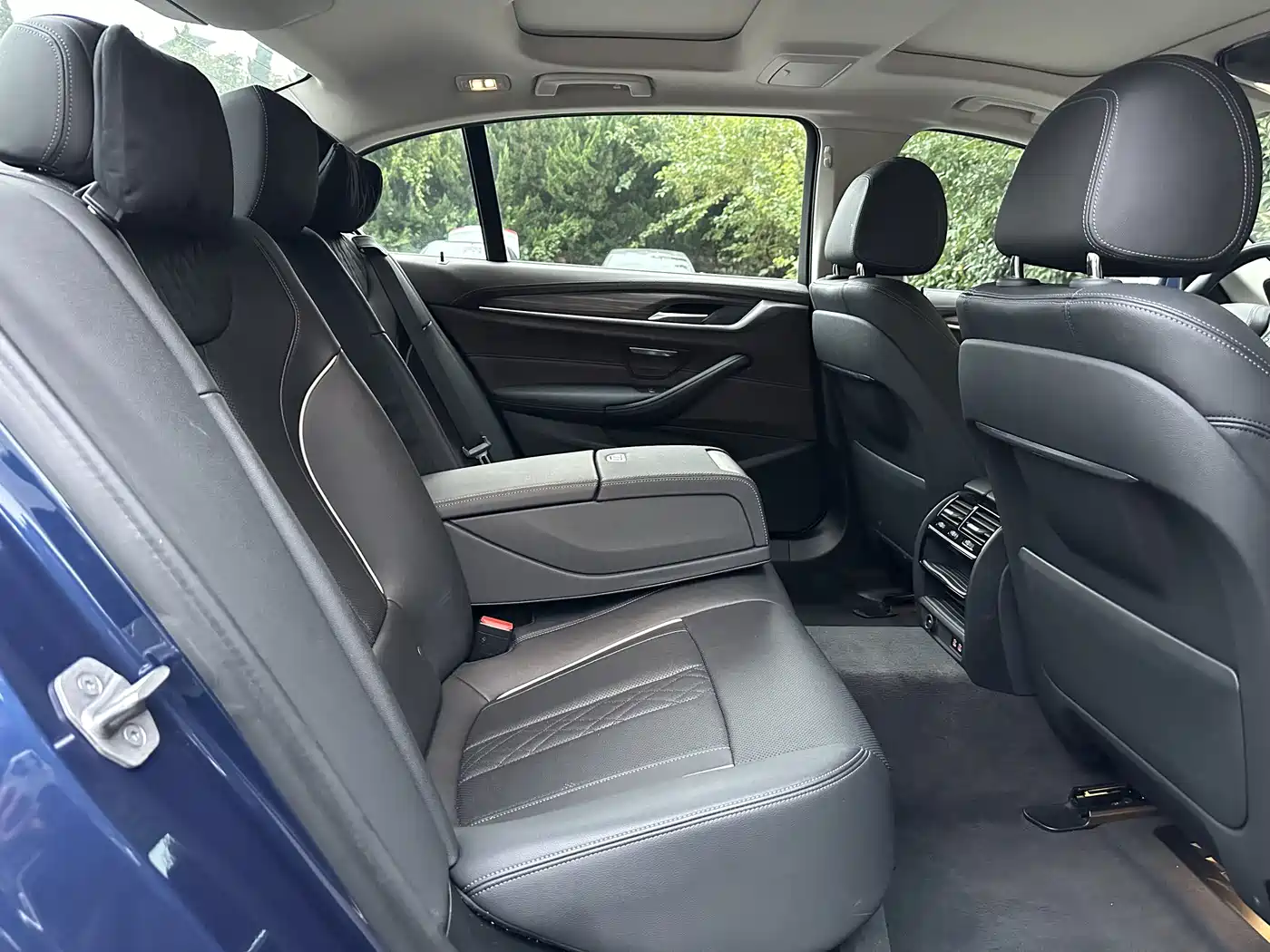 BMW 5 Series New Energy 2022 Model Second Facelift 535Le Luxury Package фото 14