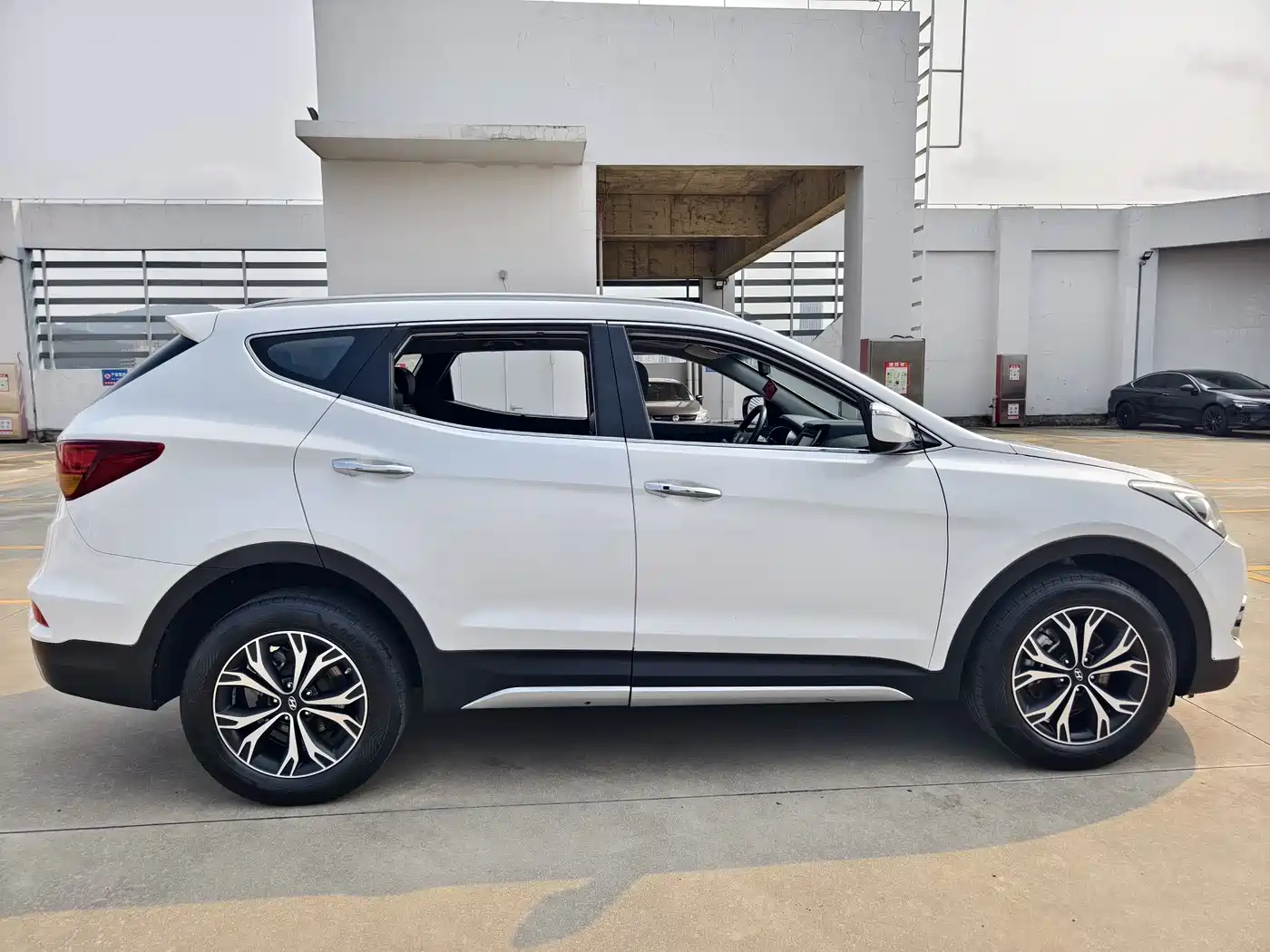HYUNDAI SHENGDA