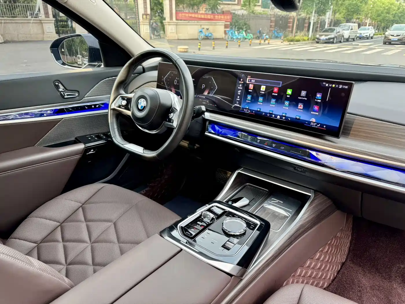 BMW 7 Series 2023 Model 735Li Luxury Package фото 11