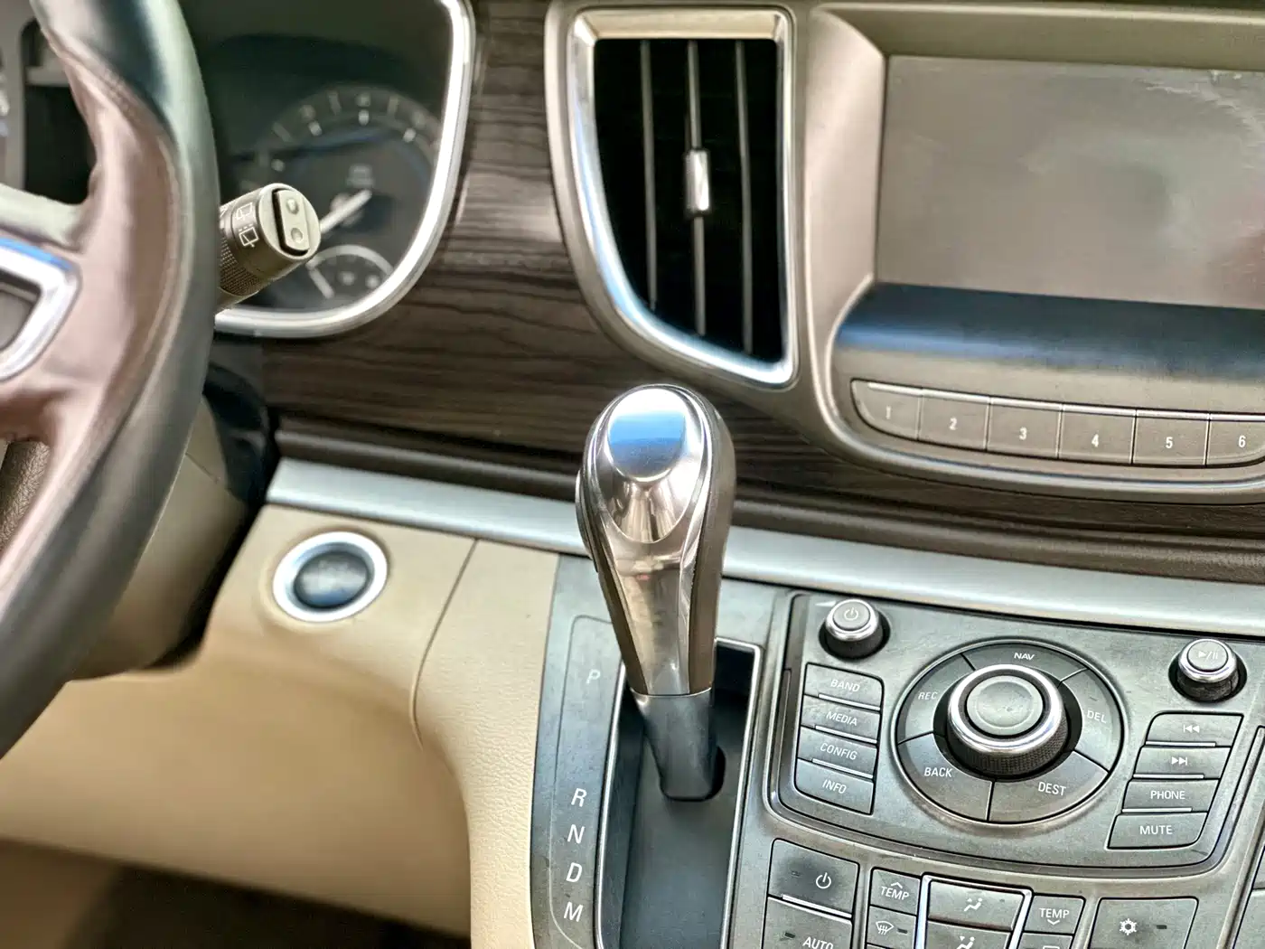 Buick GL8 2011 3.0L GT Luxury Business Elegance Edition фото 40